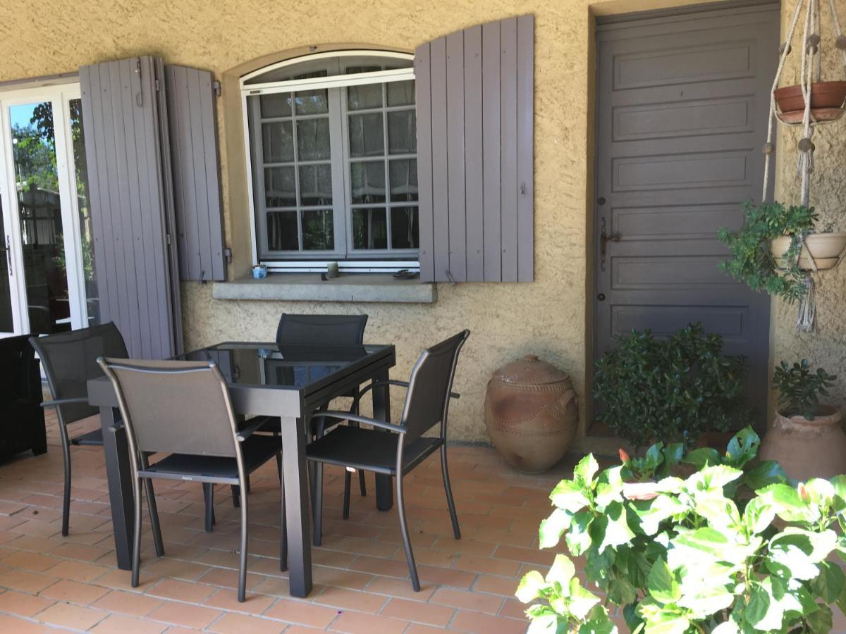 Appartement Soleil Lotus à Saint-Hilaire-de-Brethmas Extérieur photo