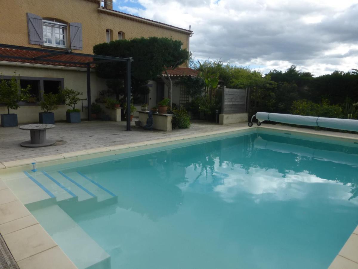 Appartement Soleil Lotus à Saint-Hilaire-de-Brethmas Extérieur photo
