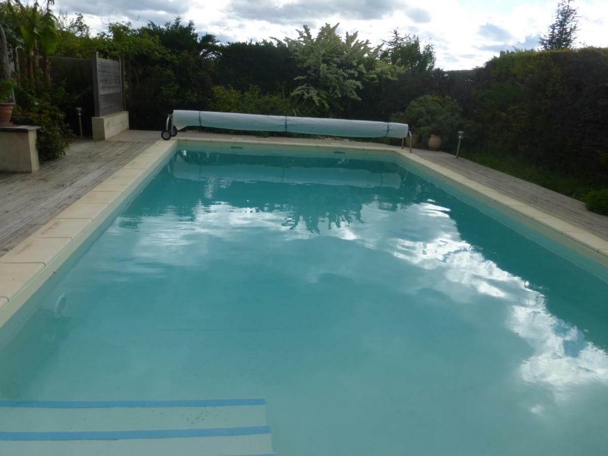 Appartement Soleil Lotus à Saint-Hilaire-de-Brethmas Extérieur photo