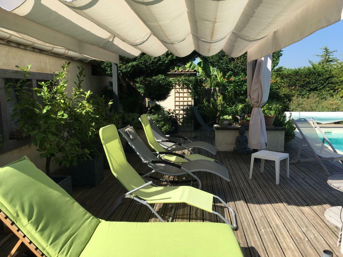 Appartement Soleil Lotus à Saint-Hilaire-de-Brethmas Extérieur photo