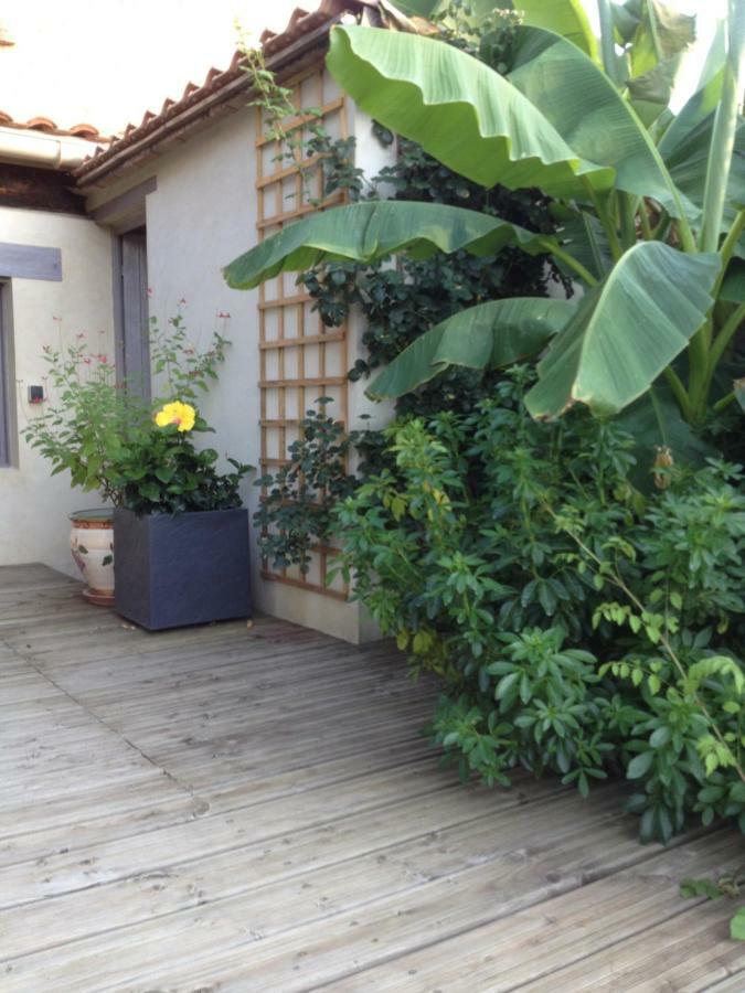 Appartement Soleil Lotus à Saint-Hilaire-de-Brethmas Extérieur photo